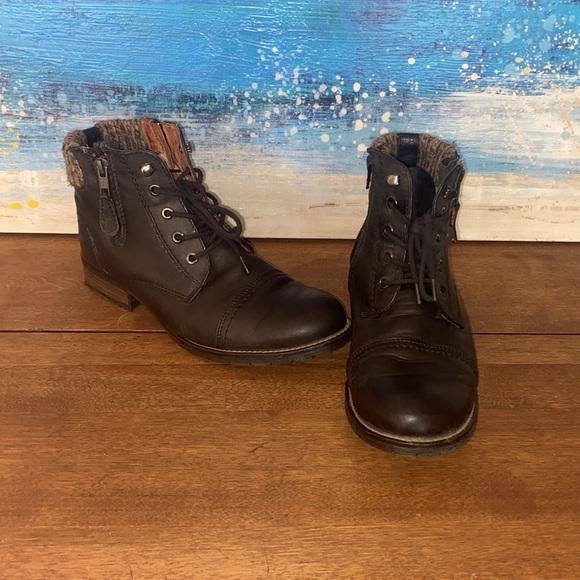 STEVE MADDEN BOOTS - Picture 2 of 10